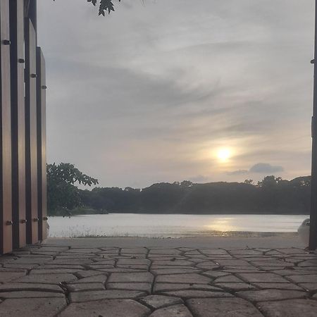 Shashin Lake Resort 丹不拉 外观 照片